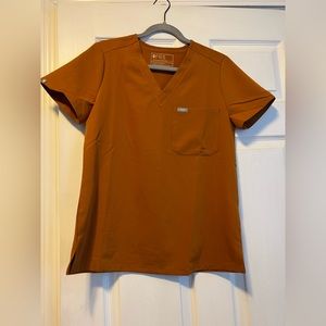 Figs Women’s small Atlantic Fall Catarina scrub top